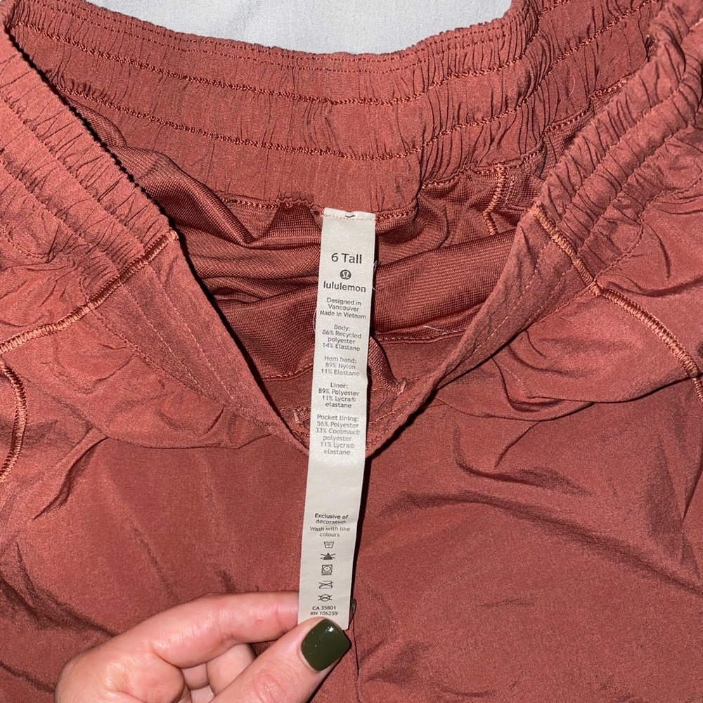 Lulu Lemon Short